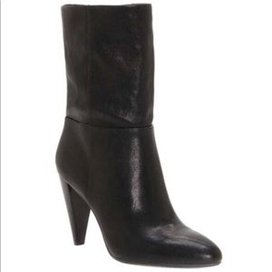 Vince Camuto Black Ezabelle Booties size 8.5 M